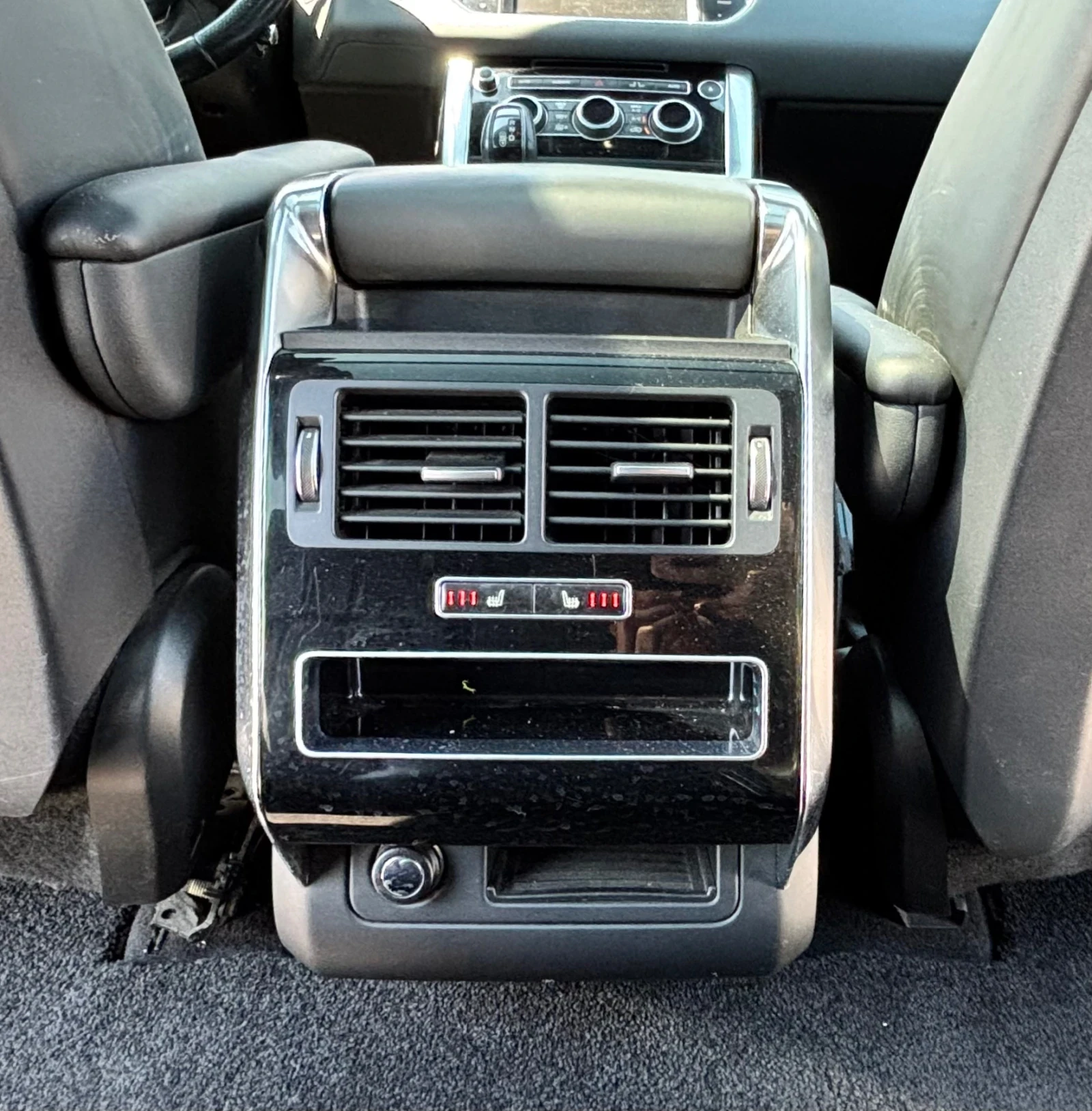 Land Rover Range Rover Sport 3.0D/HSE/NAVI/PANO/TOP, снимка 12 - Автомобили и джипове - 55752282