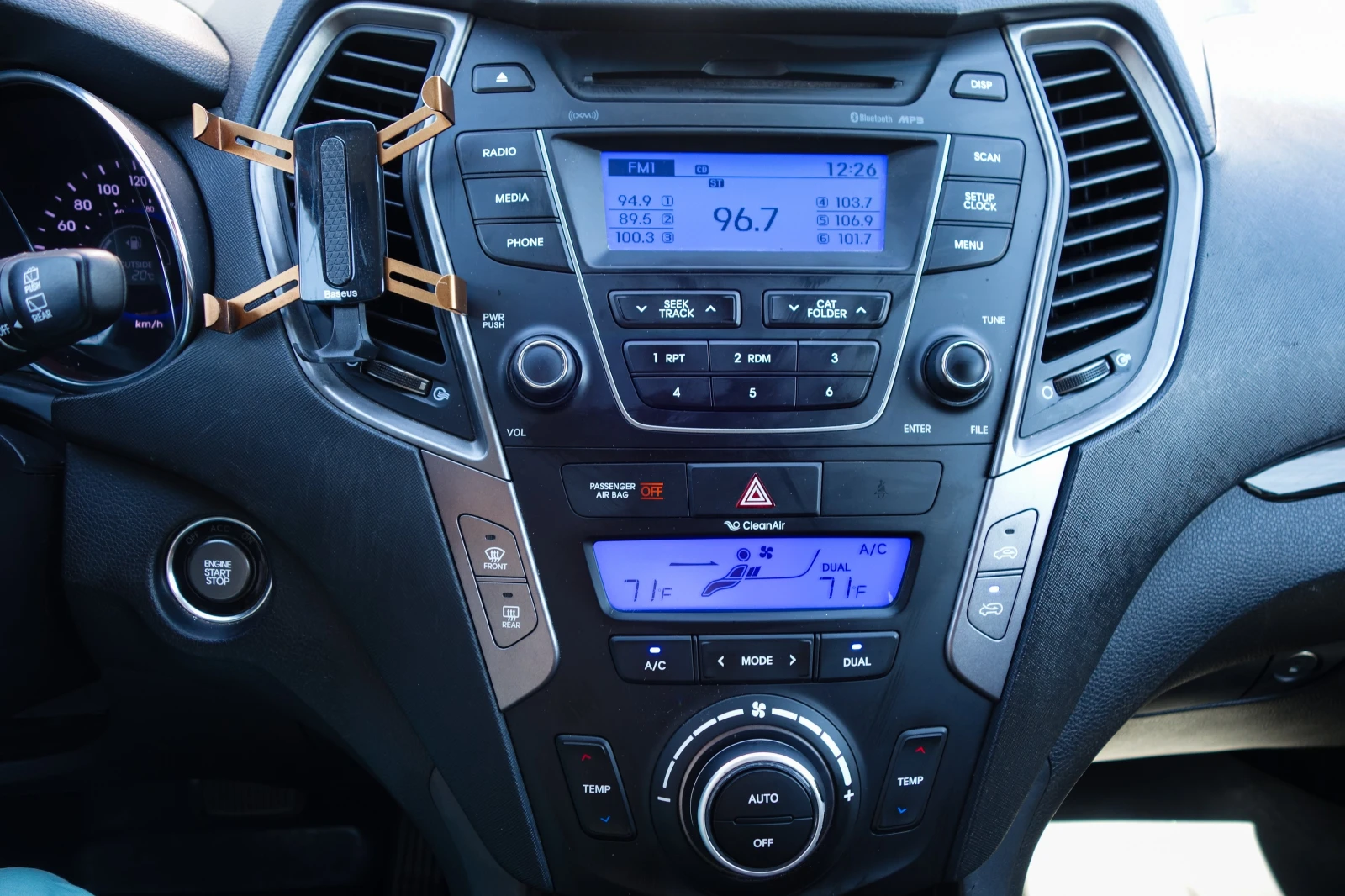 Hyundai Santa fe SPORT 4x4* ПАРКТРОНИК* ПОДГРЕВ* ЩОРА* АВТОКРЕДИТ* , снимка 13 - Автомобили и джипове - 56085063
