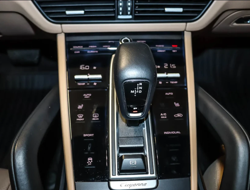 Porsche Cayenne, снимка 10 - Автомобили и джипове - 56293888