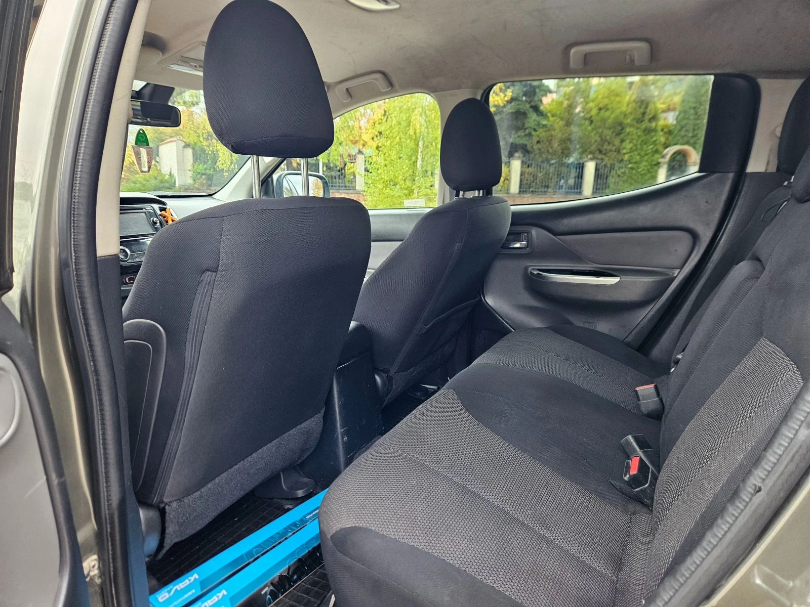 Mitsubishi L200, снимка 10 - Автомобили и джипове - 56707571