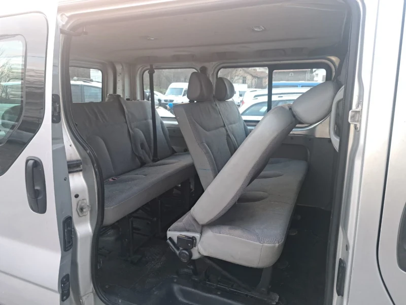 Renault Trafic 1.9 TDI, снимка 7 - Бусове и автобуси - 48306064