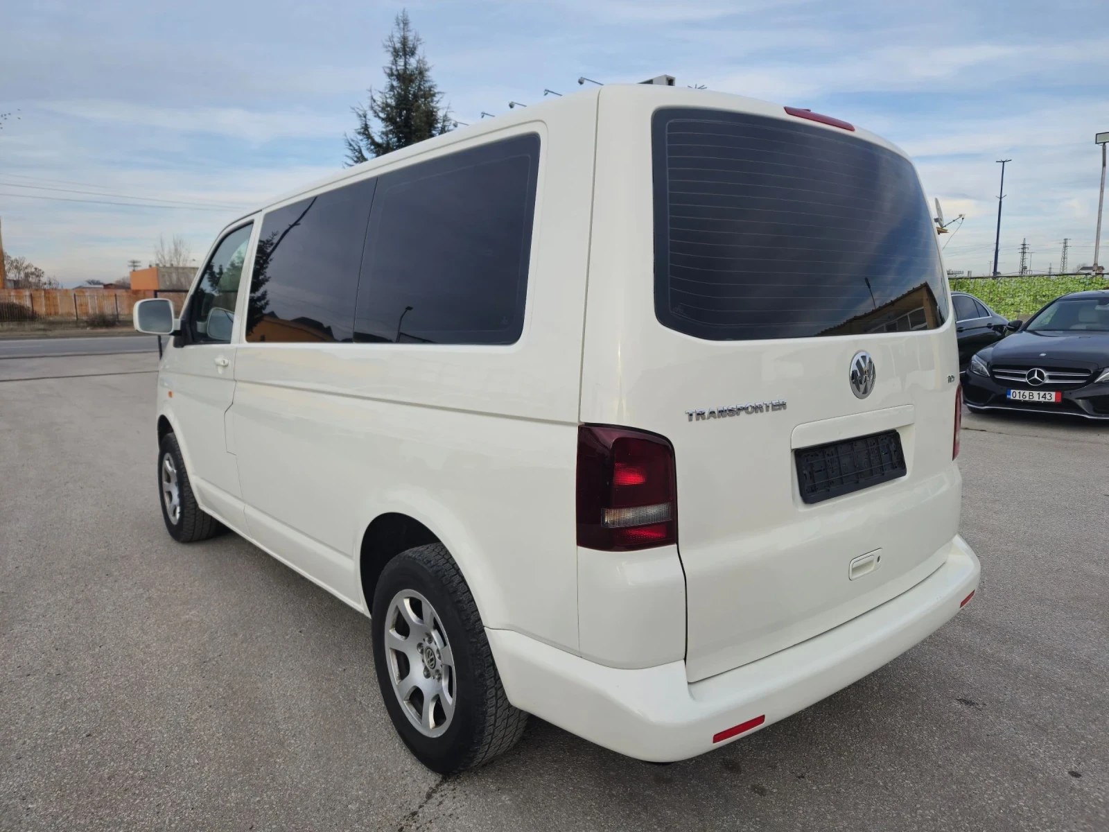 VW Transporter 1.9тди/9 места/кат.В - изображение 6