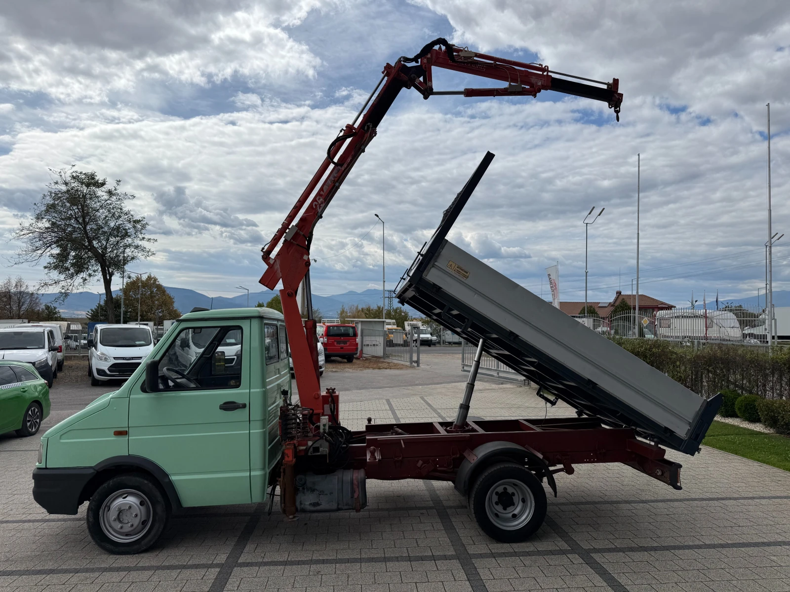 Iveco Daily 35-10 TurboDaily до 3.5т. 3.00м. Самосвал с кран , снимка 5 - Бусове и автобуси - 56083556