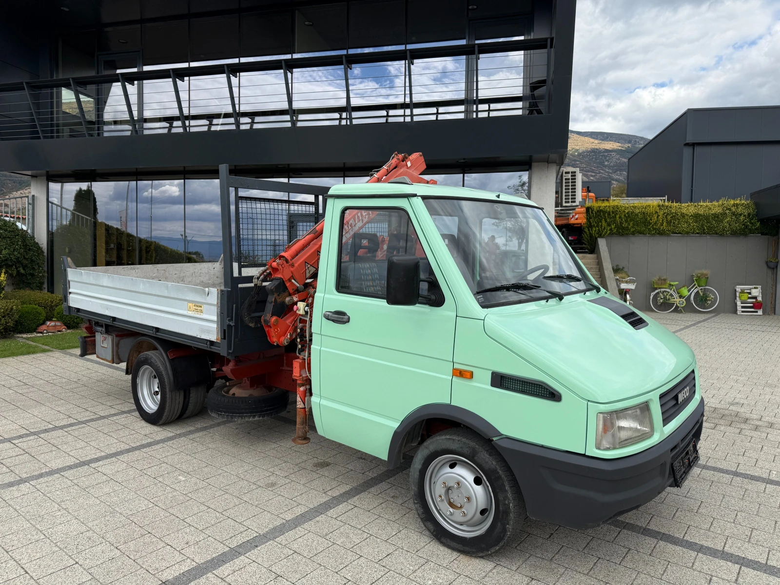 Iveco Daily 35-10 TurboDaily до 3.5т. 3.00м. Самосвал с кран , снимка 16 - Бусове и автобуси - 56083556