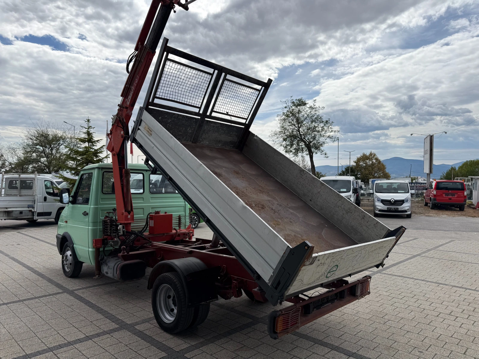 Iveco Daily 35-10 TurboDaily до 3.5т. 3.00м. Самосвал с кран , снимка 7 - Бусове и автобуси - 56083556