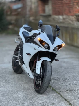 Yamaha YZF-R1, снимка 5 — Bazar.bg Yamaha YZF-R1, снимка 5