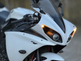 Yamaha YZF-R1, снимка 4 — Bazar.bg Yamaha YZF-R1, снимка 4