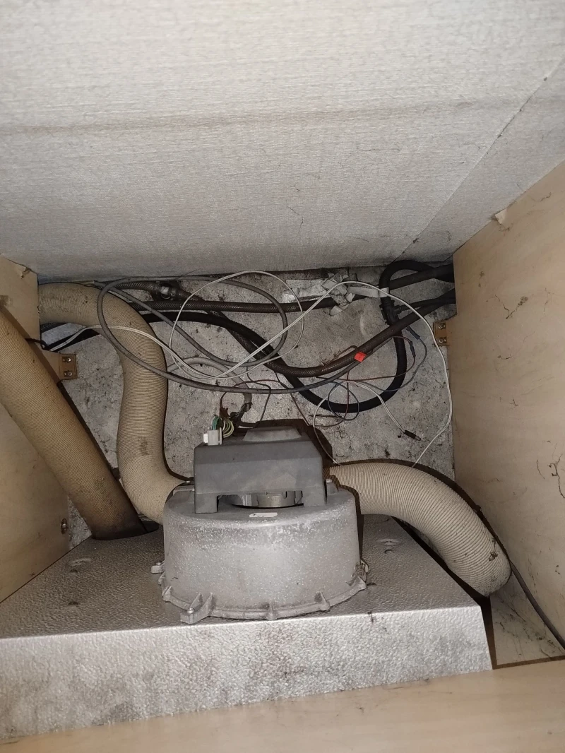 Кемпер Fiat Chausson, снимка 9 - Каравани и кемпери - 51469364