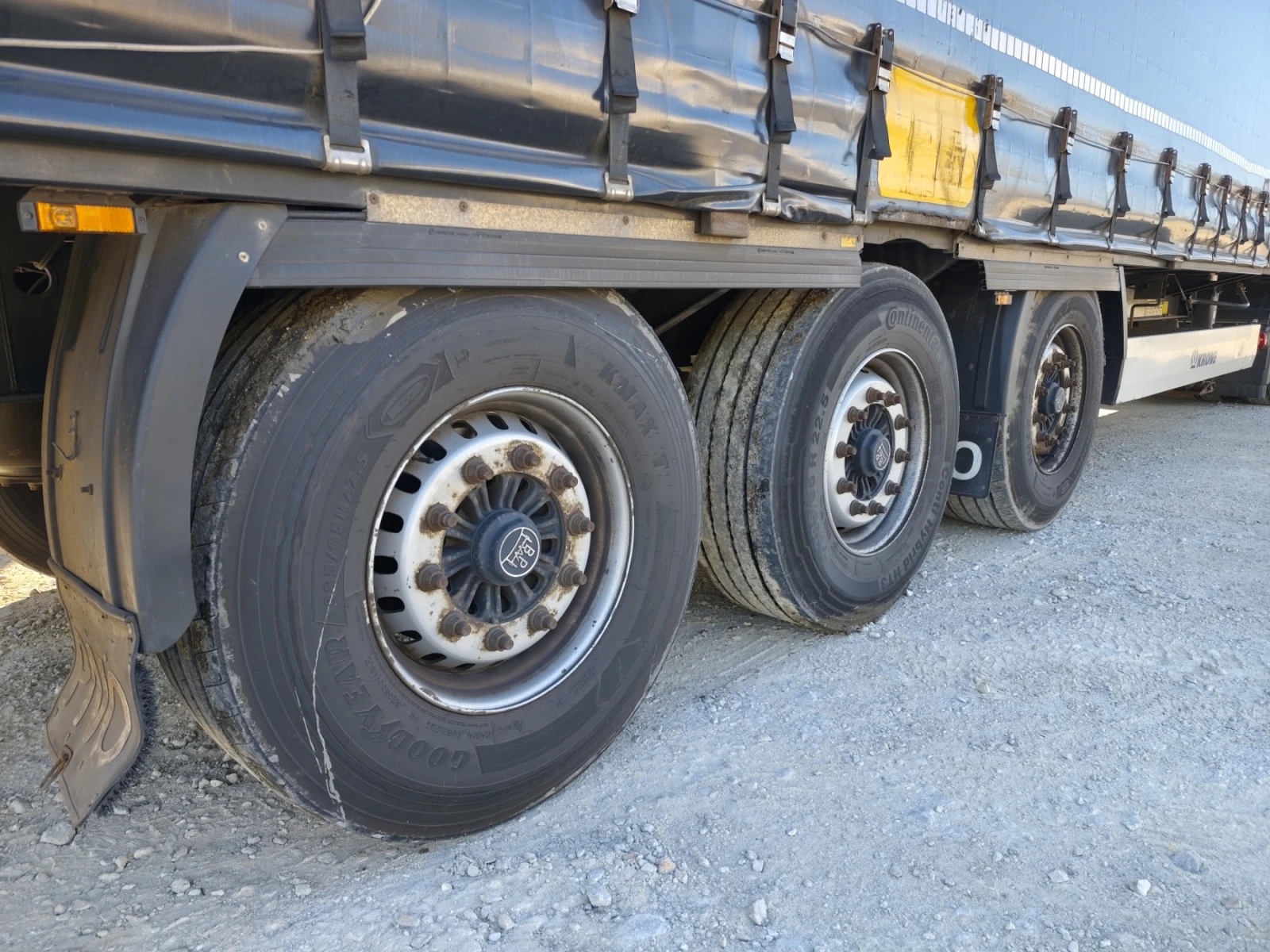 Полуремарке Krone Profi Liner SD, снимка 14 - Ремаркета - 56358593