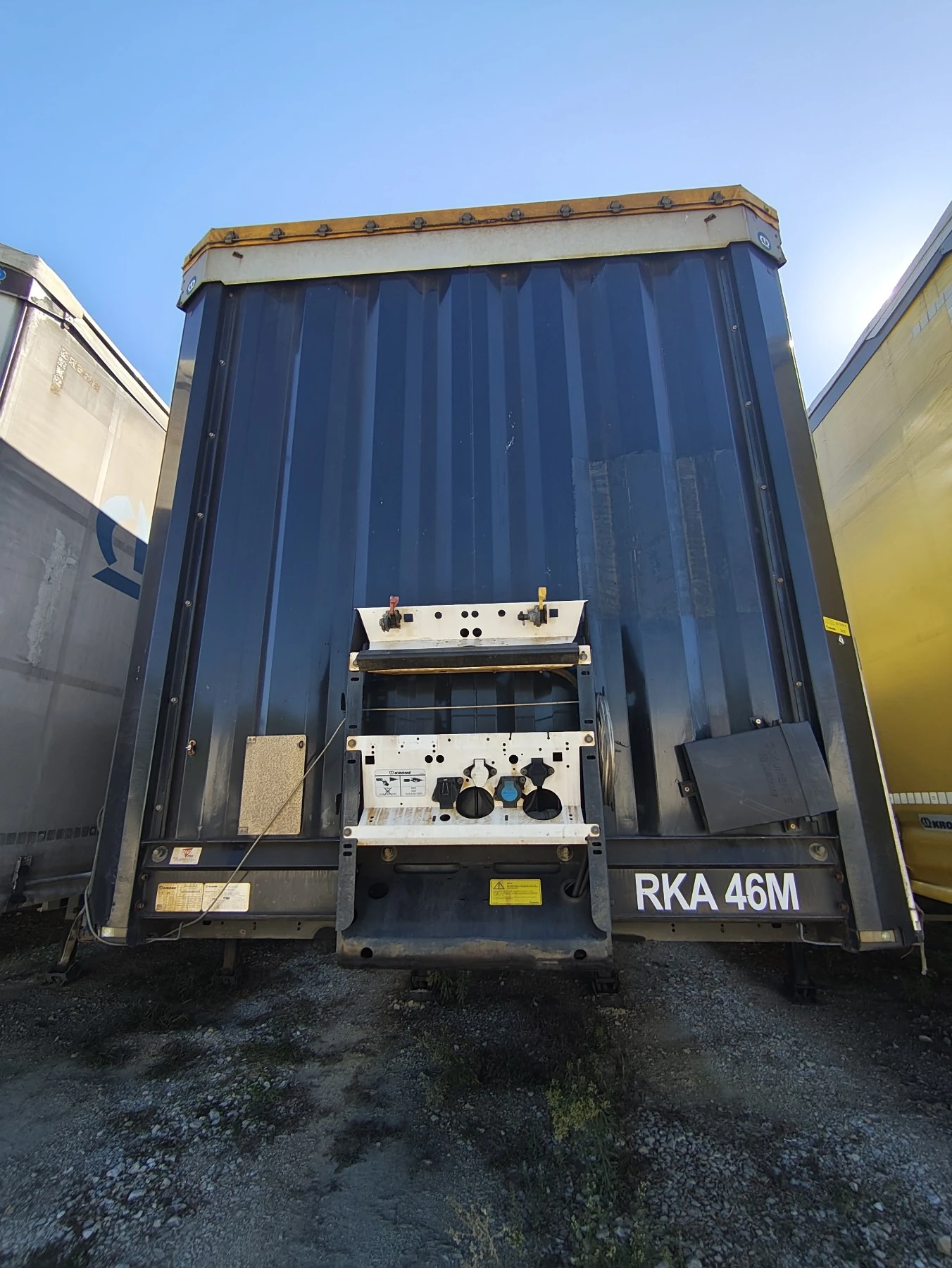 Полуремарке Krone Profi Liner SD, снимка 4 - Ремаркета - 56358593
