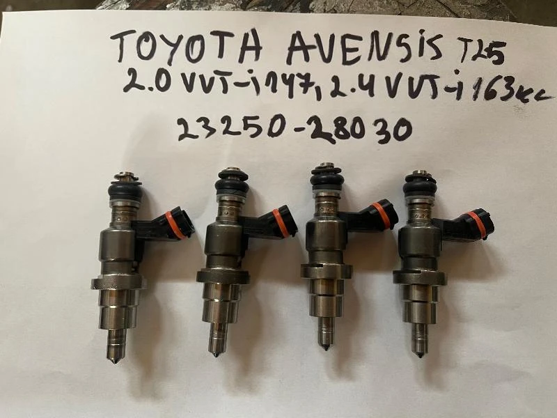 Нови дюзи за Toyota 2.0 vvt-i 147 2.4 vvt-i 163, снимка 1 - Части - 41356464