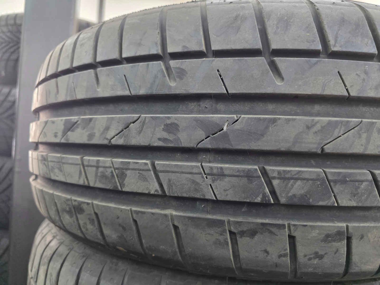 Гуми Летни 195/55R16, снимка 2 - Гуми и джанти - 54174477