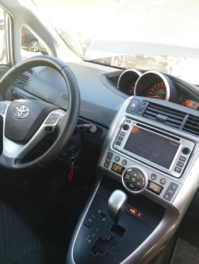 Toyota Verso, снимка 12