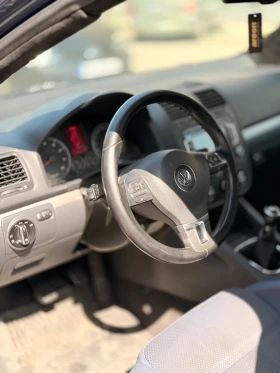 Обява за продажба на VW Golf 2.0i 200к.с. ~7 500 лв. - изображение 4