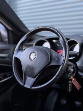 Alfa Romeo Giulietta Veloce 106 374км - 8200 лв. - 25126110 8