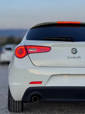 Alfa Romeo Giulietta Veloce 106 374км - 8200 лв. - 25126110 17