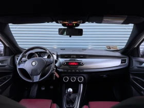 Alfa Romeo Giulietta Veloce 106 374км - 8200 лв. - 25126110 7