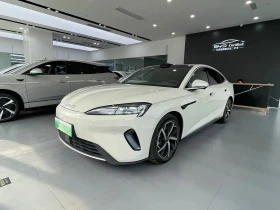 ������ BYD Seal