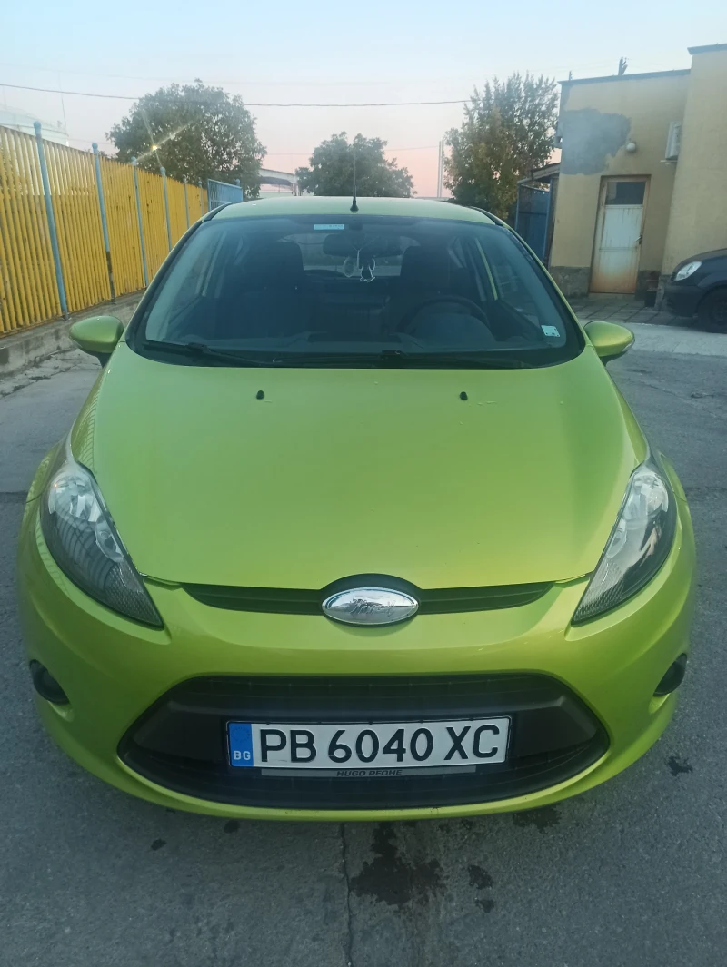 Ford Fiesta, снимка 1 - Автомобили и джипове - 47803069