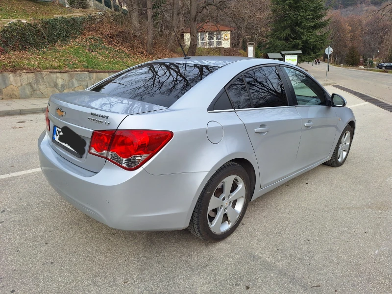 Chevrolet Cruze LT, снимка 3 - Автомобили и джипове - 48588131