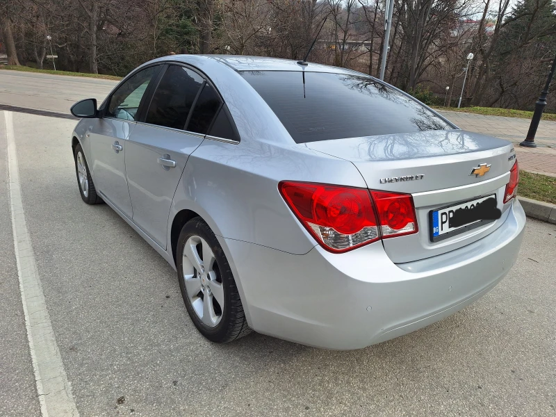 Chevrolet Cruze LT, снимка 4 - Автомобили и джипове - 48588131