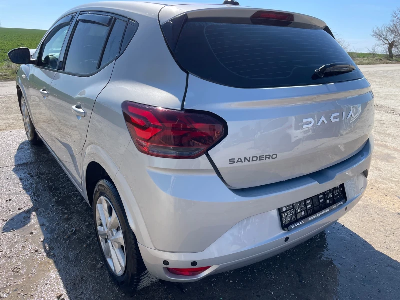 Dacia Sandero 1.0 TCe, снимка 12 - Автомобили и джипове - 49881377