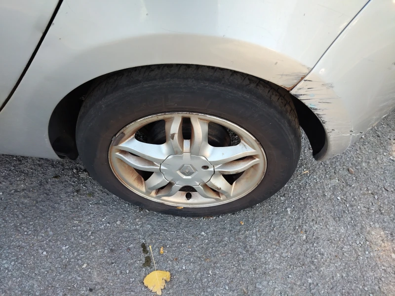 Renault Clio 1, 2i 75ps ГАЗ BRC, снимка 5 - Автомобили и джипове - 52099481