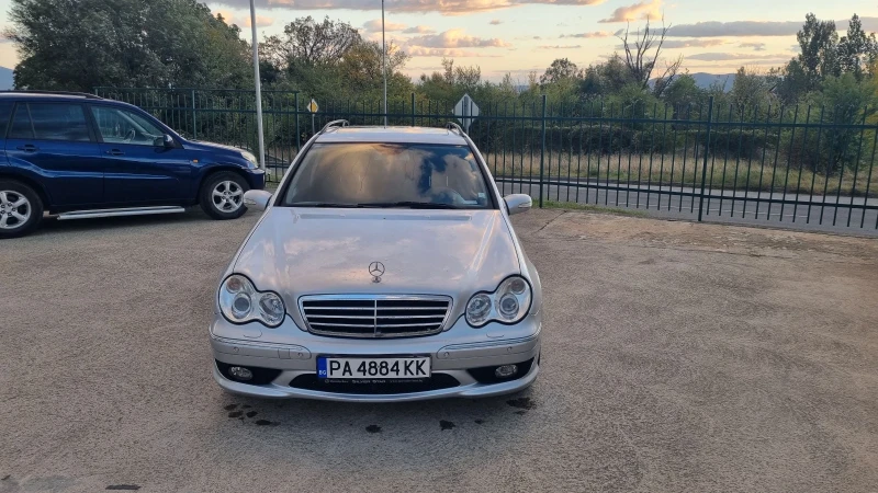 Mercedes-Benz C 320 3.0V6, снимка 3 - Автомобили и джипове - 52124336