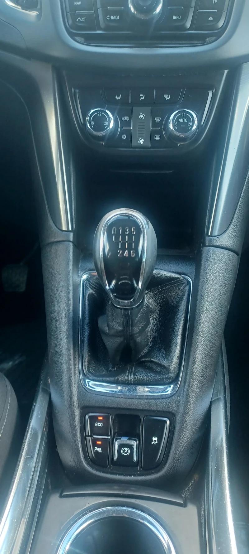 Opel Zafira ТОП 7м. Ксенон , снимка 10 - Автомобили и джипове - 52172065