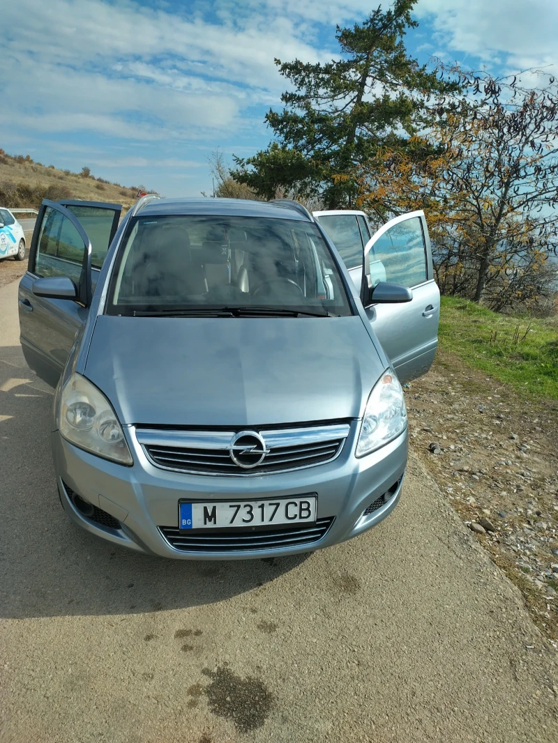 Opel Zafira, снимка 8 - Автомобили и джипове - 52281186