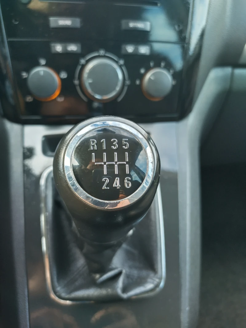 Opel Zafira, снимка 5 - Автомобили и джипове - 52281186