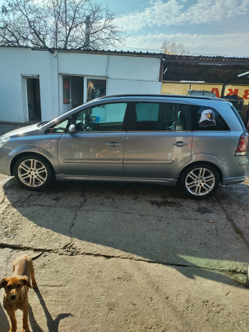 Opel Zafira, снимка 10 - Автомобили и джипове - 52281186