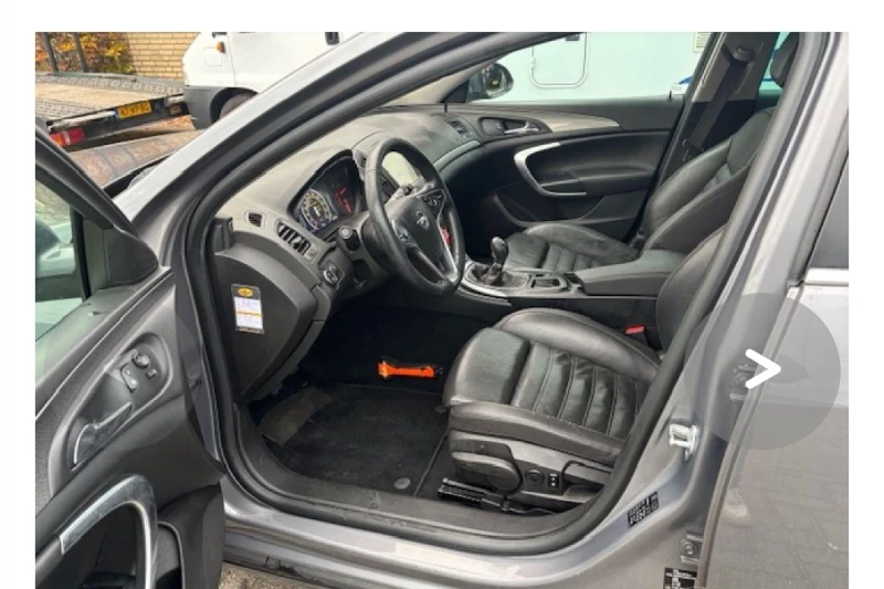 Opel Insignia, снимка 6 - Автомобили и джипове - 52617558
