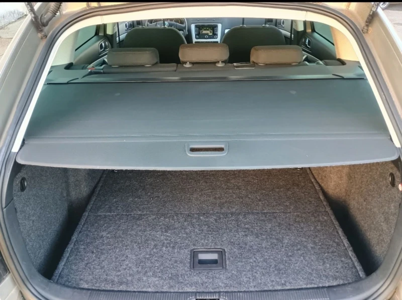 Skoda Octavia * SCOUT * 4X4 * АВТОМАТИК * СЕРВИЗНИ ДОКУМЕНТИ * , снимка 14 - Автомобили и джипове - 52996610