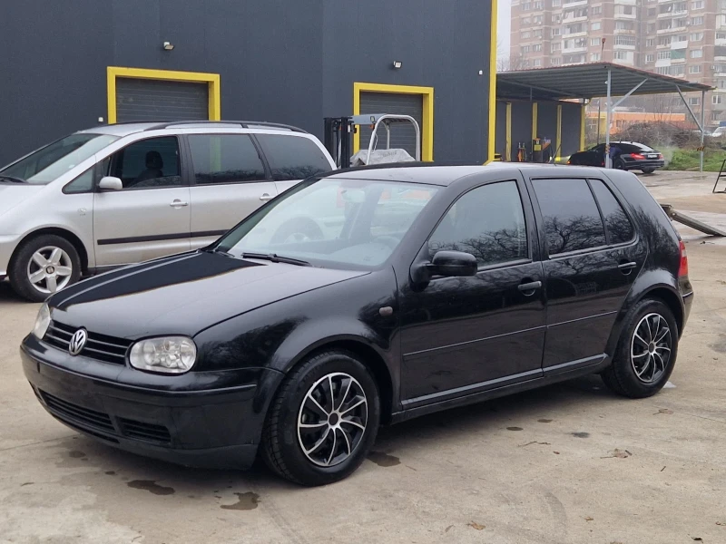 VW Golf 1.9TDI 101к.с., снимка 3 - Автомобили и джипове - 53177150