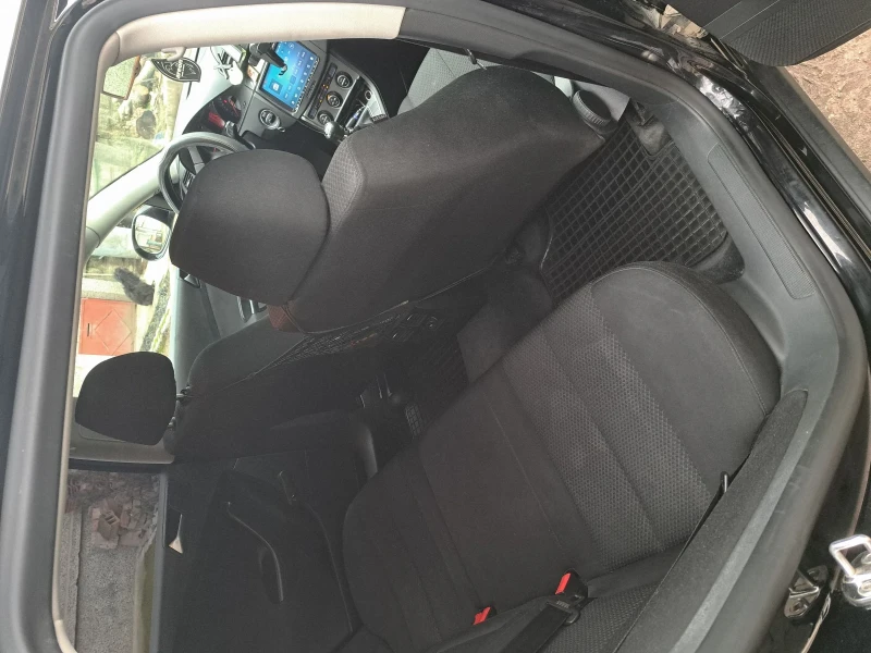 VW Passat Б6, снимка 4 - Автомобили и джипове - 53528343