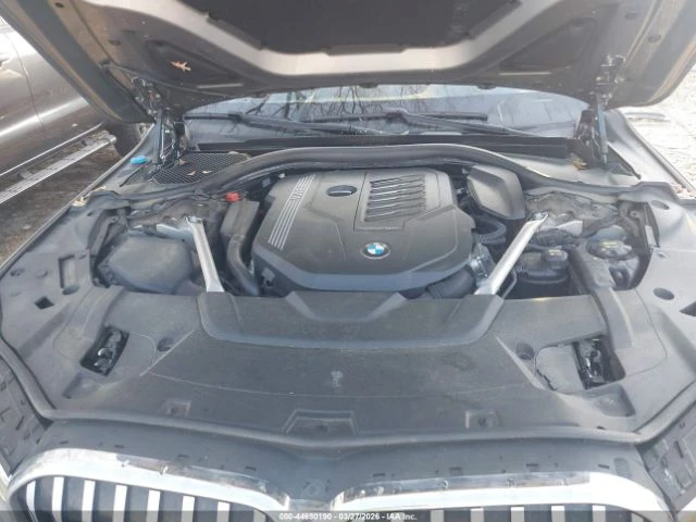 BMW 740 I* ЛИЗИНГ* ОБДУХ* МАСАЖИ* 360, снимка 10 - Автомобили и джипове - 54702710
