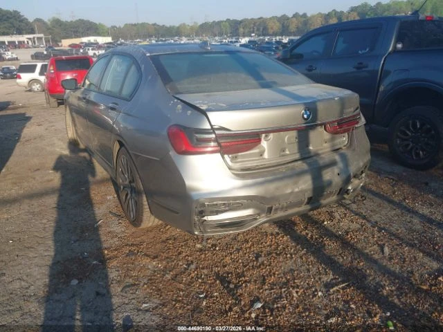 BMW 740 I* ЛИЗИНГ* ОБДУХ* МАСАЖИ* 360, снимка 3 - Автомобили и джипове - 54702710