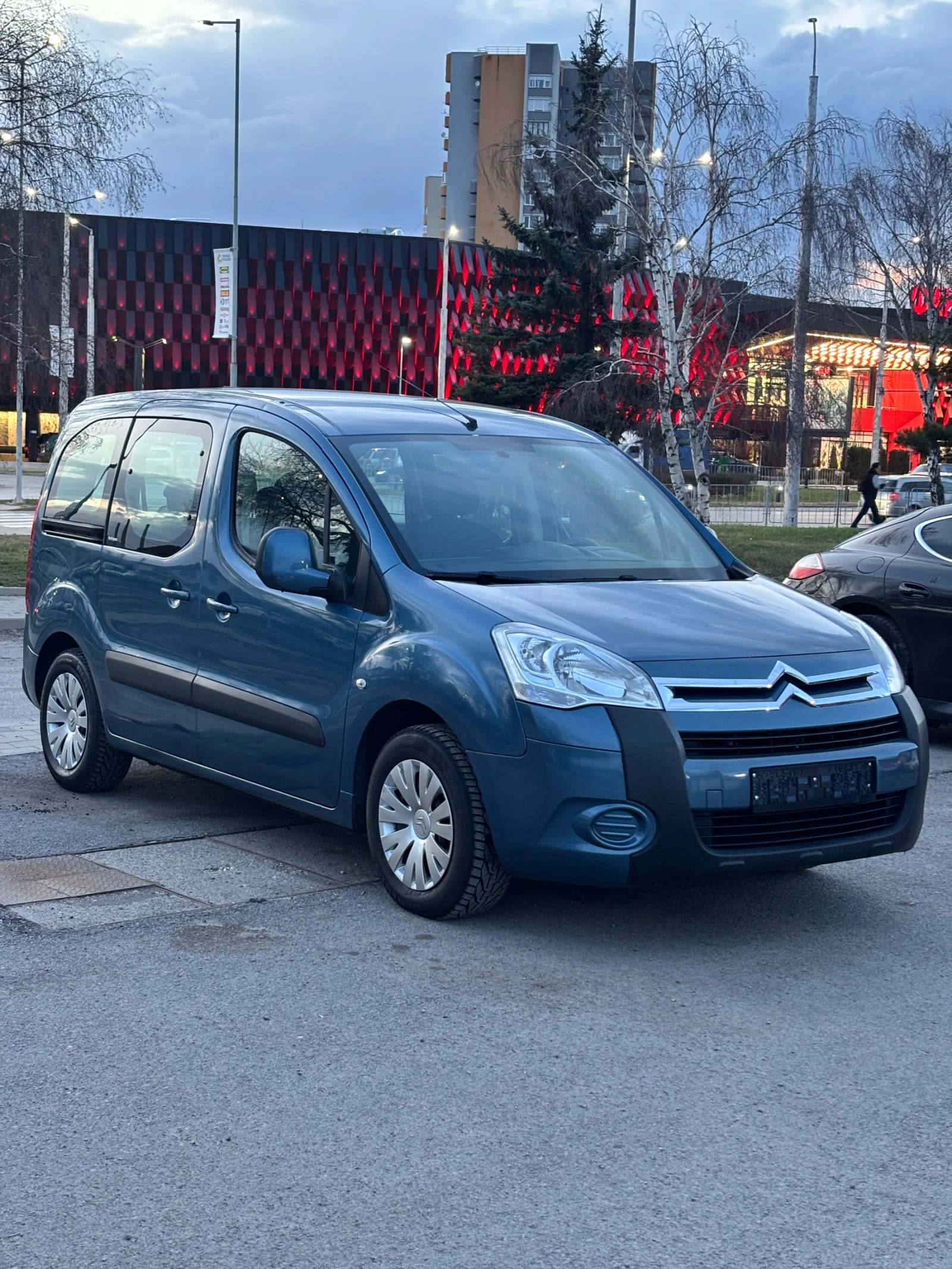 Citroen Berlingo 1.6i Multispace - изображение 2