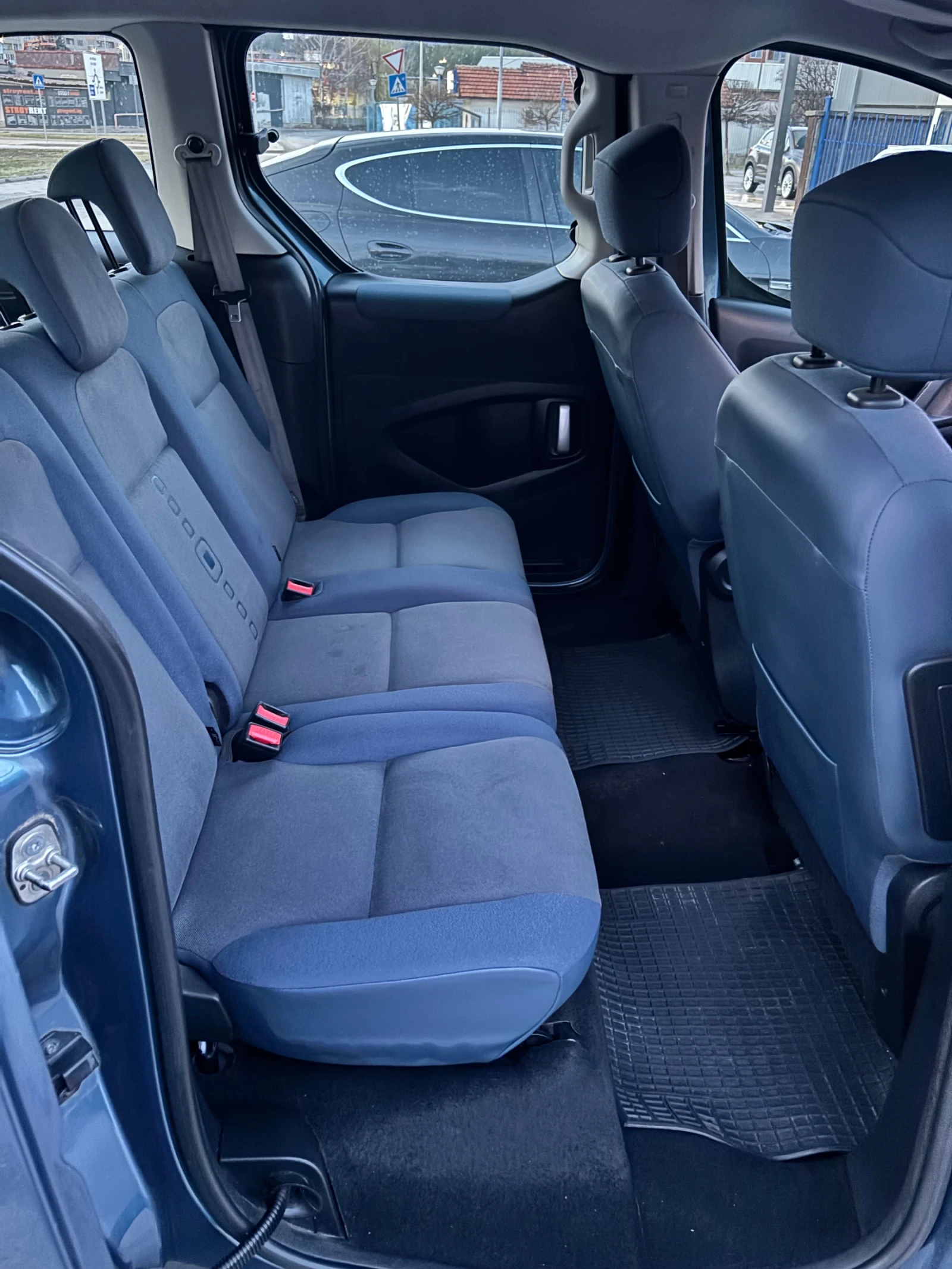 Citroen Berlingo 1.6i Multispace - изображение 9