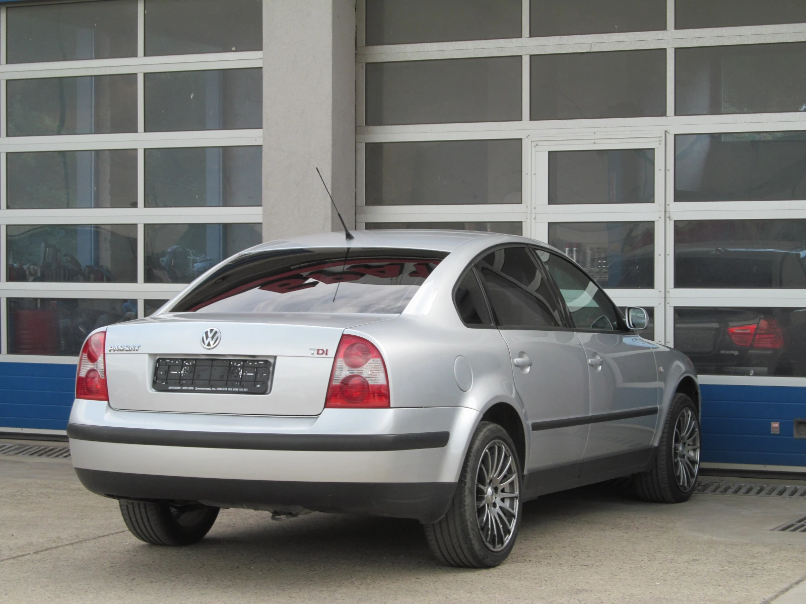 VW Passat 1.9TDI - изображение 5