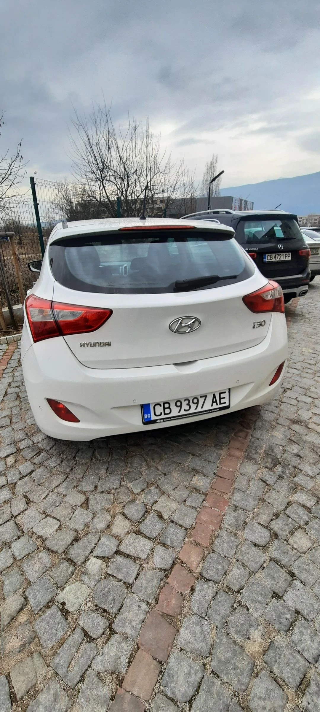 Hyundai I30 Сервизна Книжка + Нова  Верига1.4 FIFA World Cup  - изображение 4