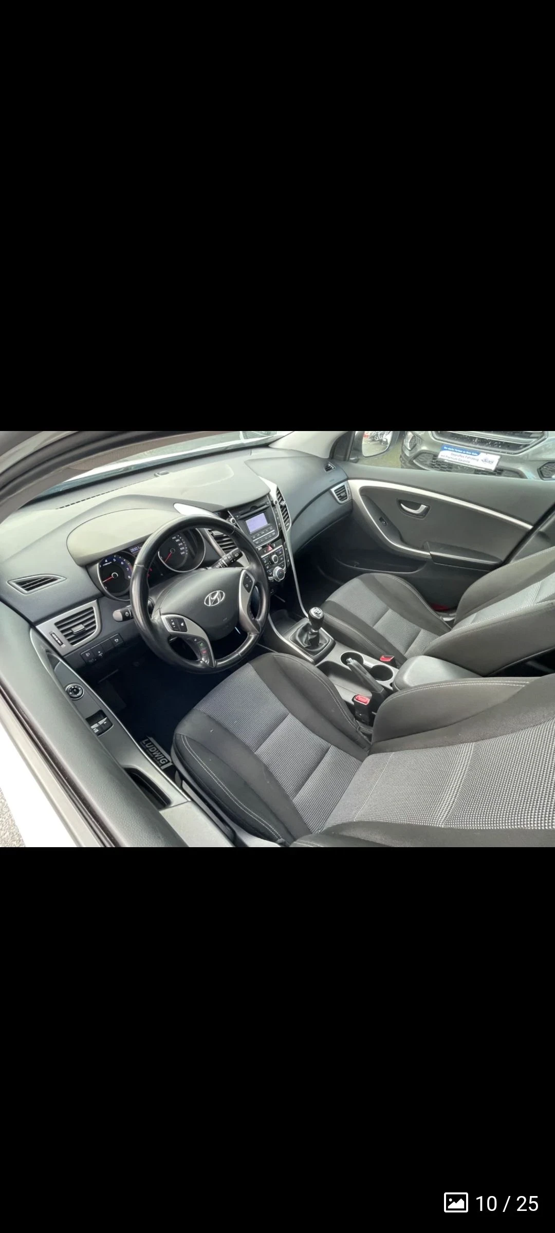 Hyundai I30 Сервизна Книжка + Нова  Верига1.4 FIFA World Cup  - изображение 10