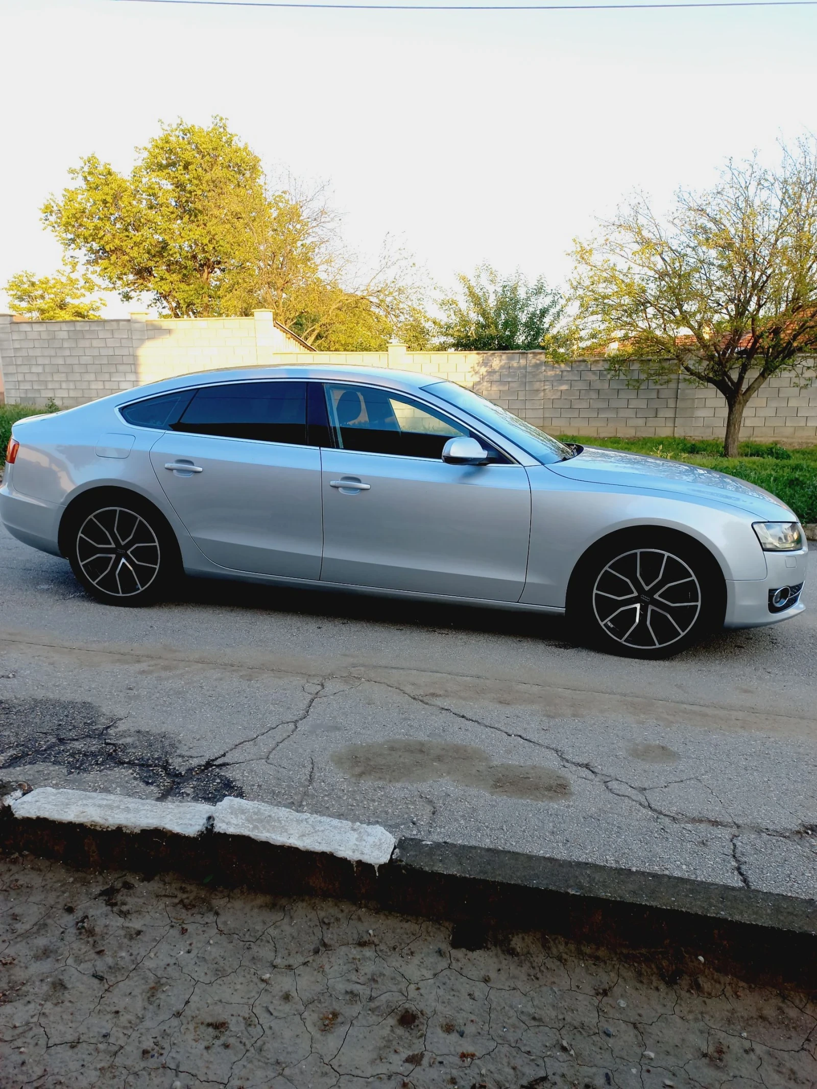 Audi A5 Sportback 2.0 DTI 143к.с. - изображение 4