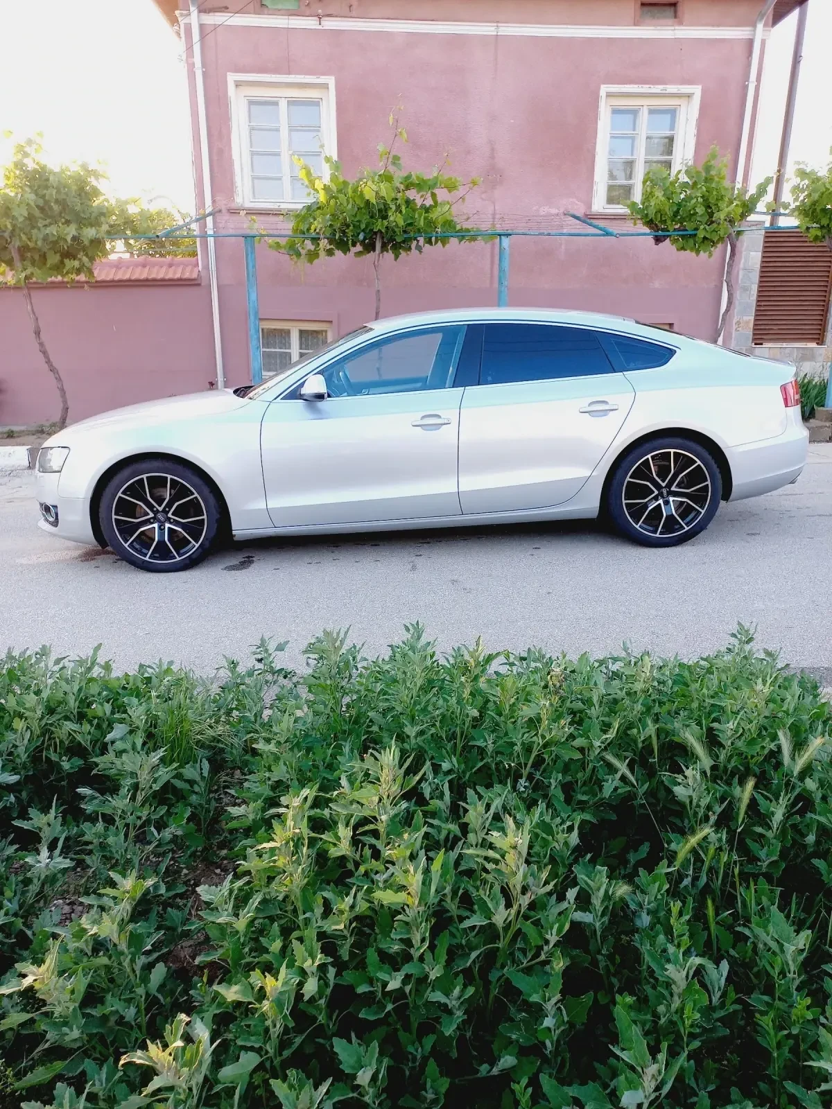 Audi A5 Sportback 2.0 DTI 143к.с. - изображение 5