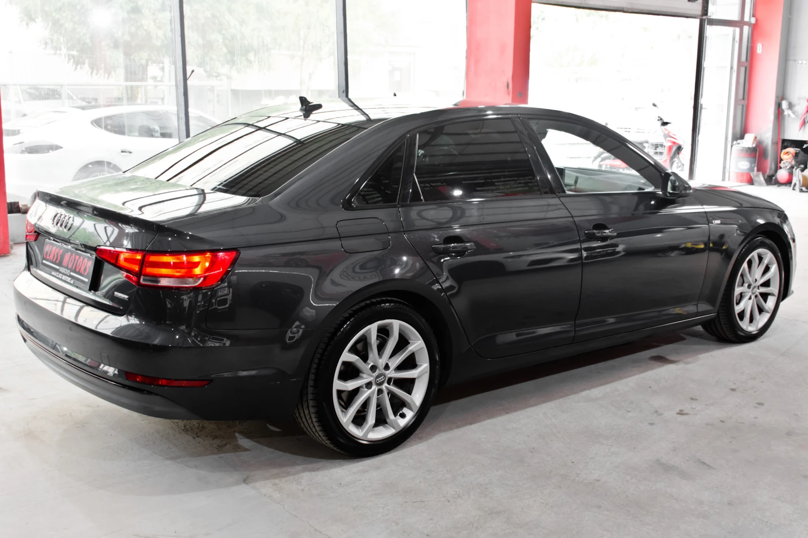 Audi A4 2.0TDI* 4X4* S-Line - изображение 5