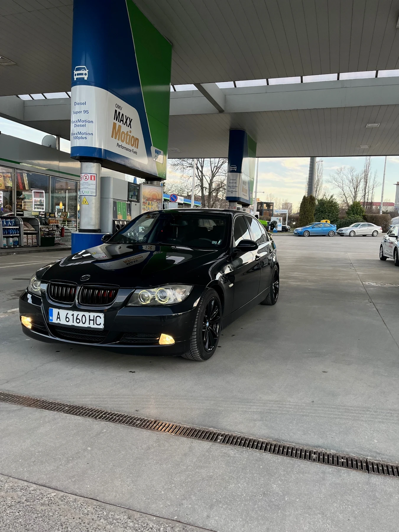 BMW 320  - изображение 2