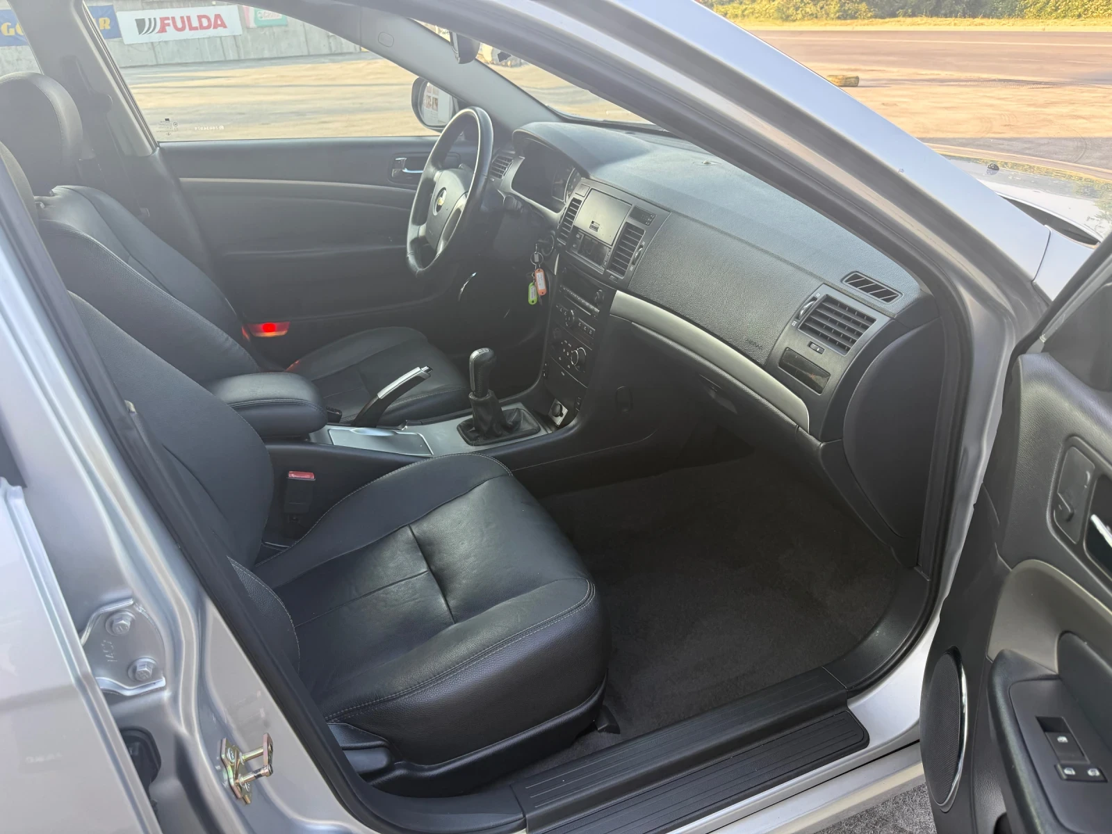 Chevrolet Epica 2.0i-Газ-Кожа - изображение 10