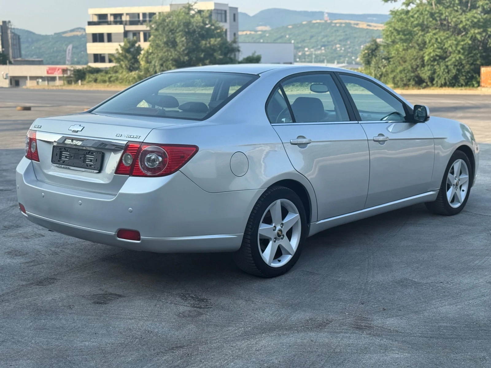 Chevrolet Epica 2.0i-Газ-Кожа - изображение 6