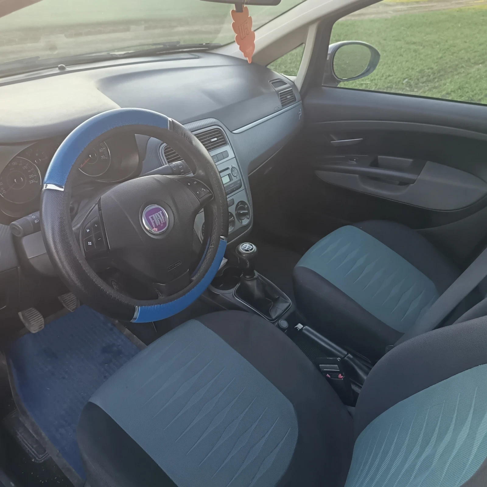 Fiat Punto Grande punto 1.3MJET - изображение 7